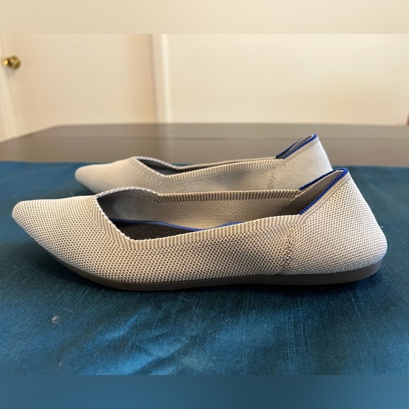 Rothy’s The Point Flat in Flax 8M - Picture 2 of 9